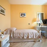 Ξενοδοχείο Peristil 3*