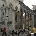 Peristil Ξενοδοχείο Σπλιτ
