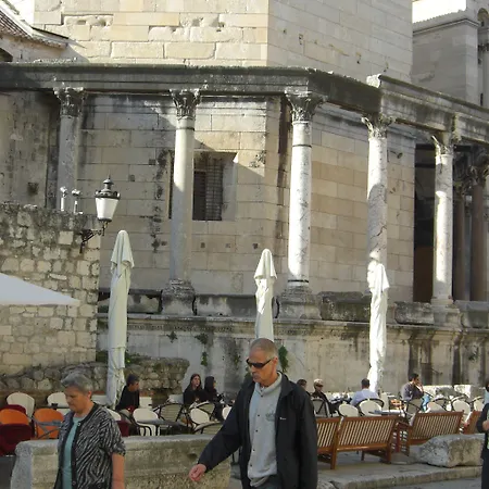 Szálloda Peristil Split