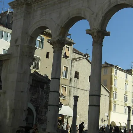 Peristil Hotel Split
