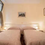 Hotel Peristil