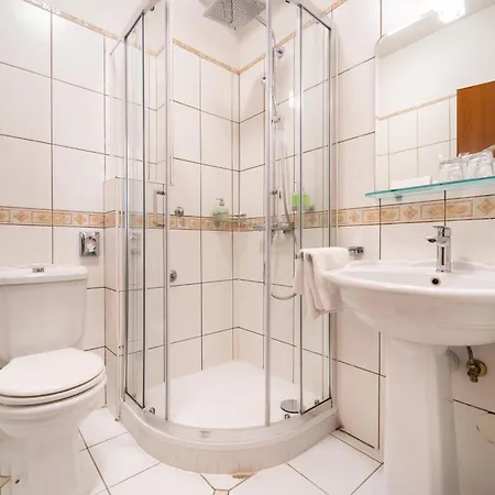 Hotel Peristil 3*
