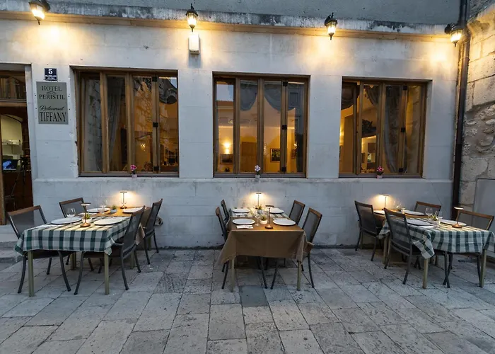 Peristil Ξενοδοχείο