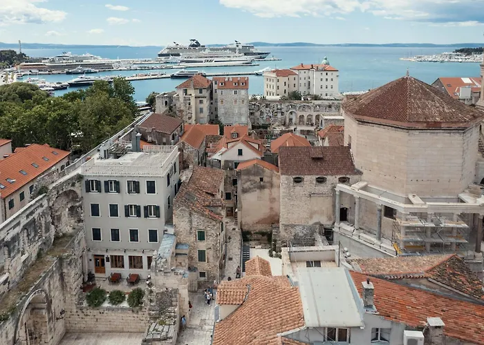 Ξενοδοχείο Peristil Σπλιτ