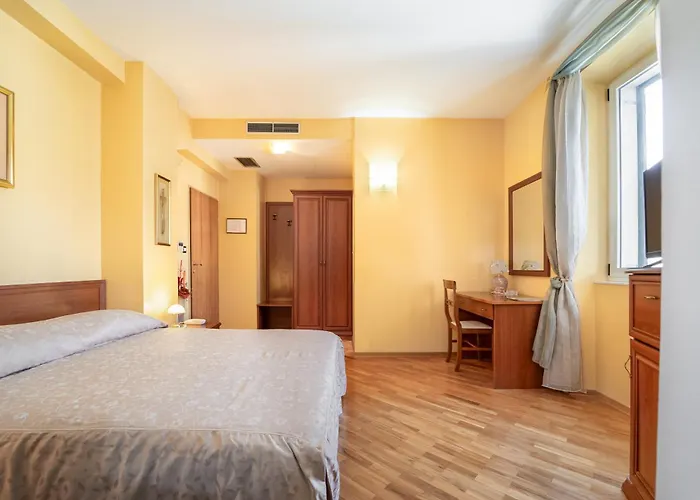 Ξενοδοχείο Peristil