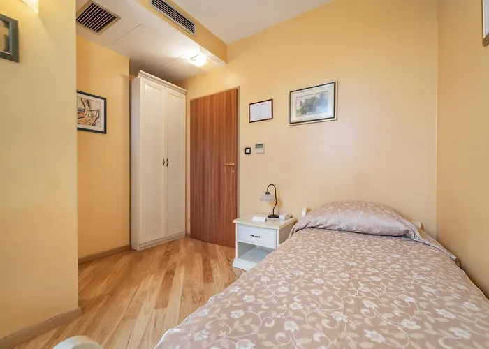 Peristil Ξενοδοχείο 3*