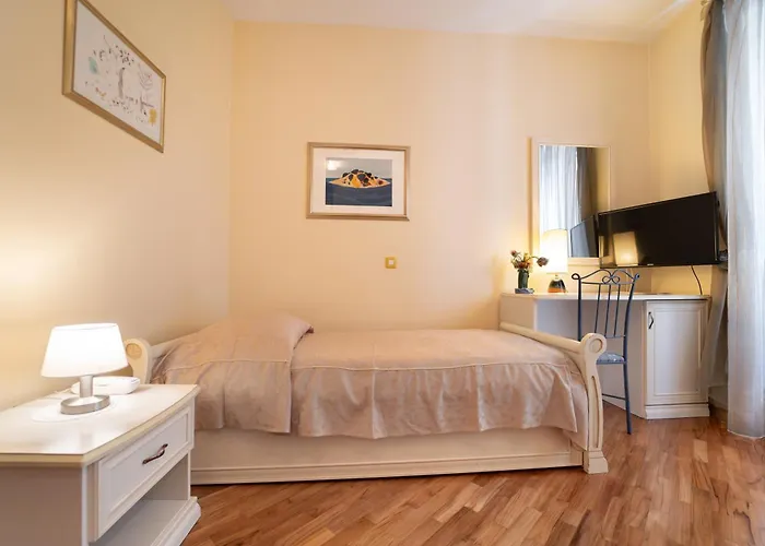 Peristil 3* Σπλιτ