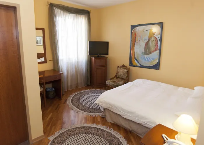 Peristil 3* Σπλιτ