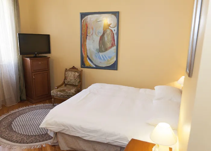 Ξενοδοχείο Peristil