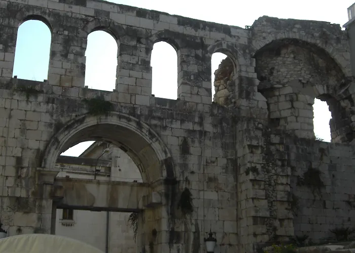 Ξενοδοχείο Peristil